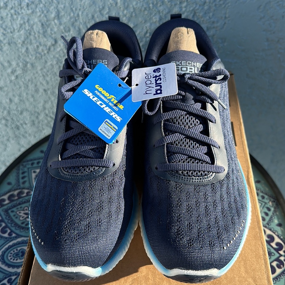 Skechers Go Run Maxroad 5-WOMEN - Picture 3 of 12